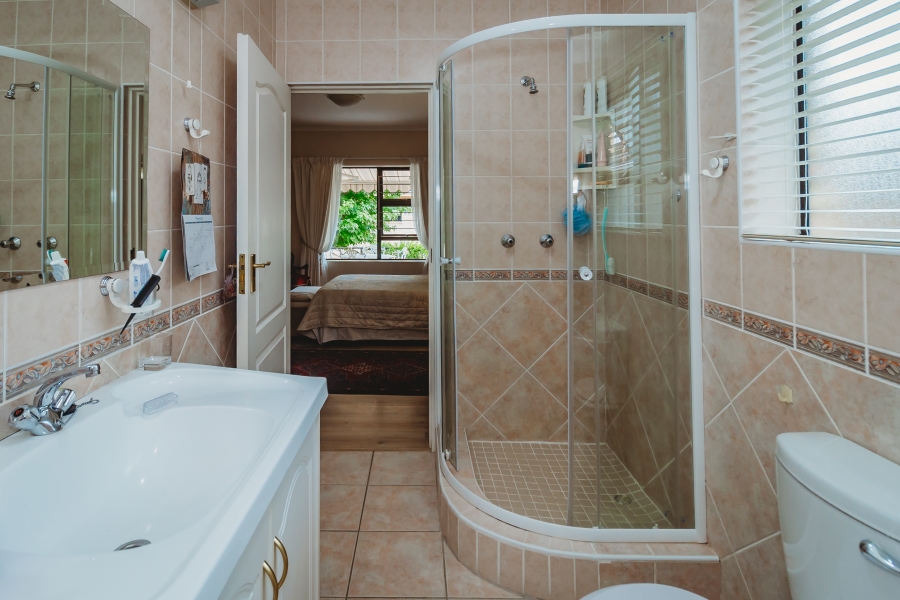 2 Bedroom Property for Sale in Heather Park Western Cape